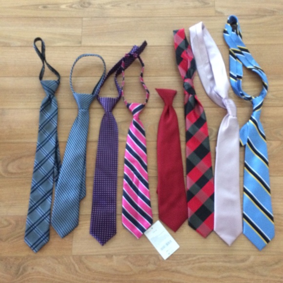 Youth set of Ties - Picture 1 of 1